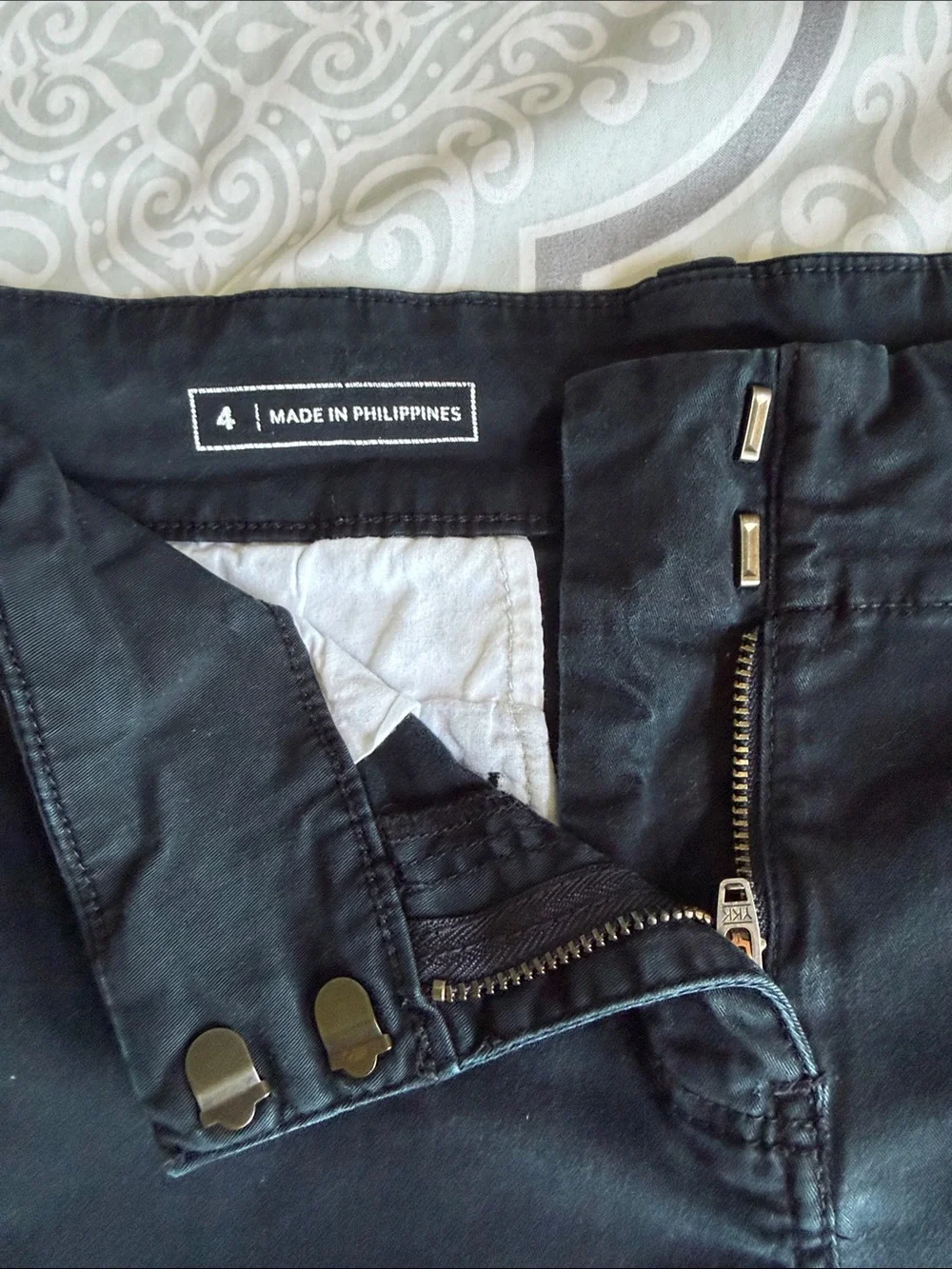 🩳 Women’s Vineyard Vineyards Classic Black Shorts 🩳